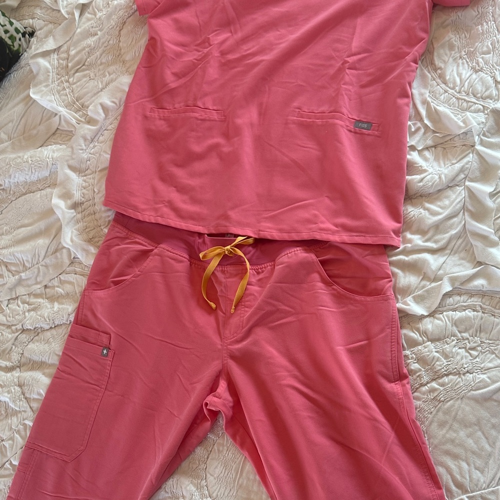 Figs Pink Medical Scrub set XL